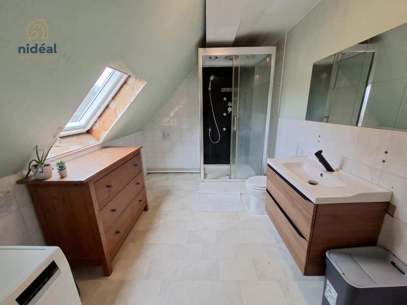 Maison - 99 m² - 5 pièces