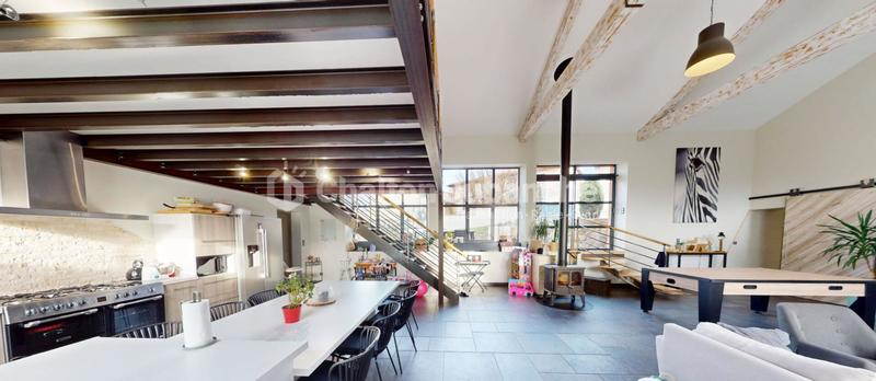 Maison - 227 m² - 5 pièces