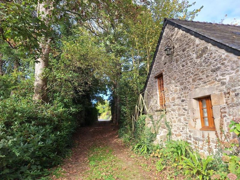 Propriété - 277 m² - 9 pièces