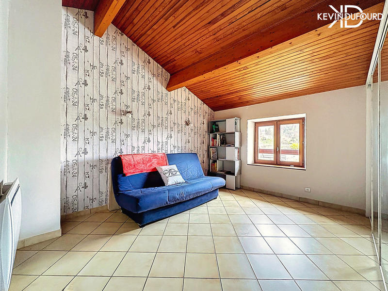 Maison de village - 100 m² - 4 pièces