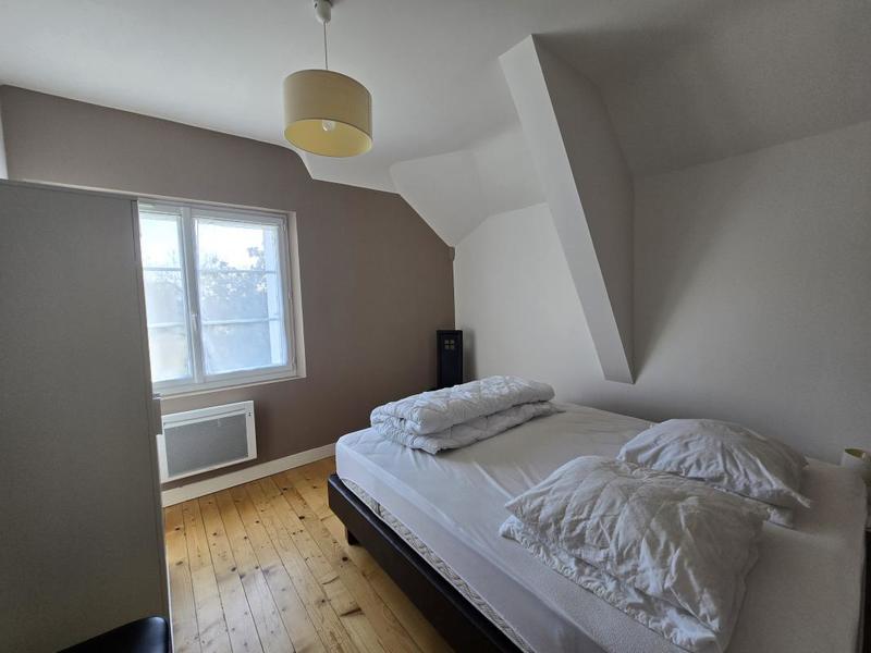 Maison - 246 m² - 9 pièces