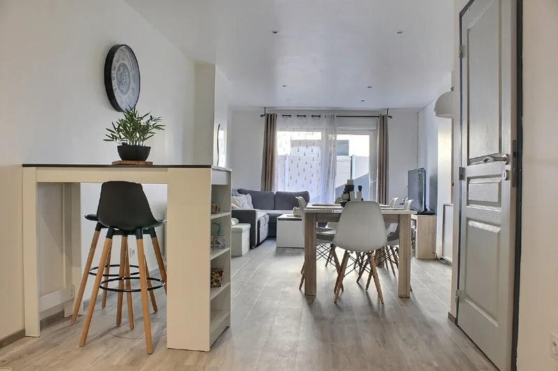 Immeuble - 9 pièces