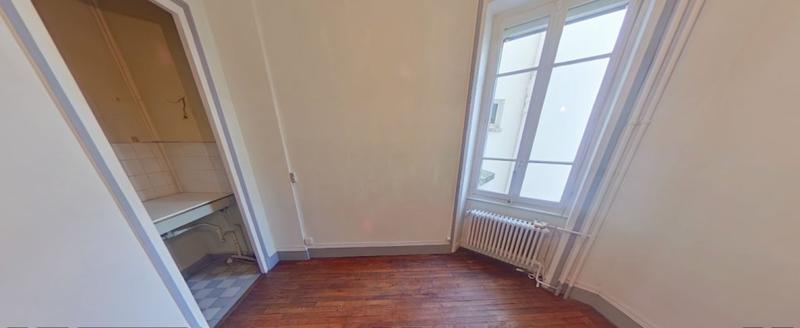 Appartement - 218 m² - 6 pièces