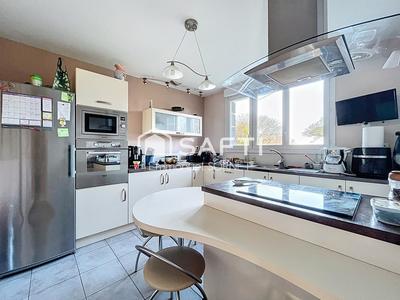 Maison - 148 m² - 7 pièces