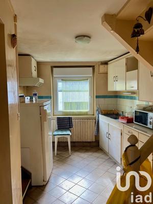 Maison - 90 m² - 5 pièces