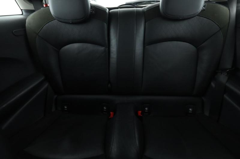 Mini Mini Cooper d Finition Red Hot Chili Bva 3p 116 ch