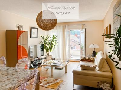 Appartement - 69 m² - 3 pièces