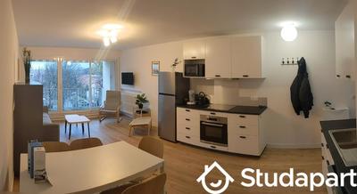 Chambre - 9 m² - 1 pièce