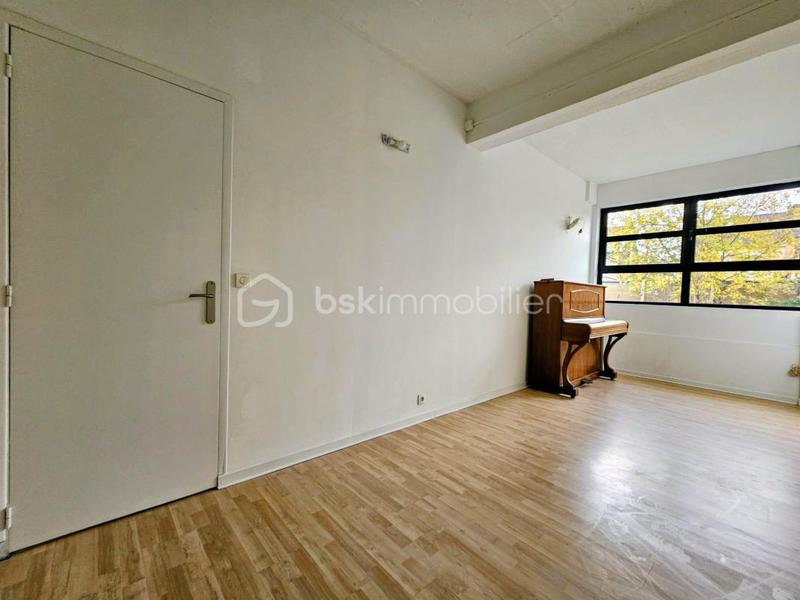 Loft - 172 m² - 7 pièces