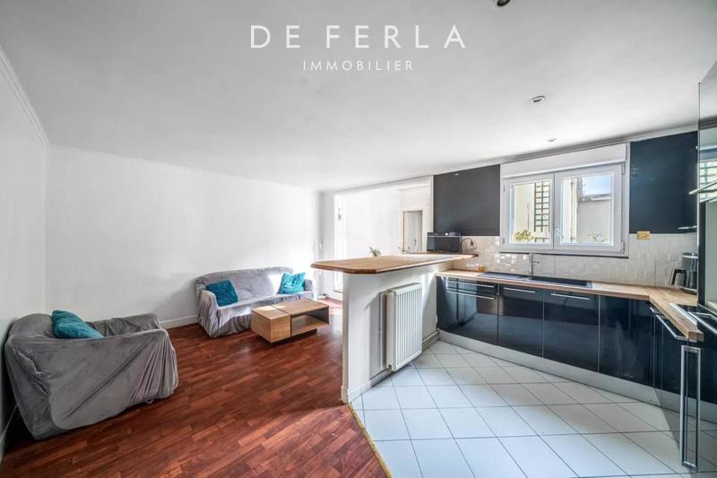 Appartement - 131 m² - 6 pièces