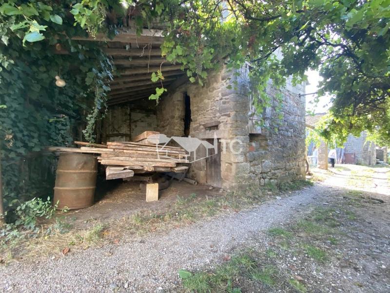 Maison - 258 m² - 7 pièces