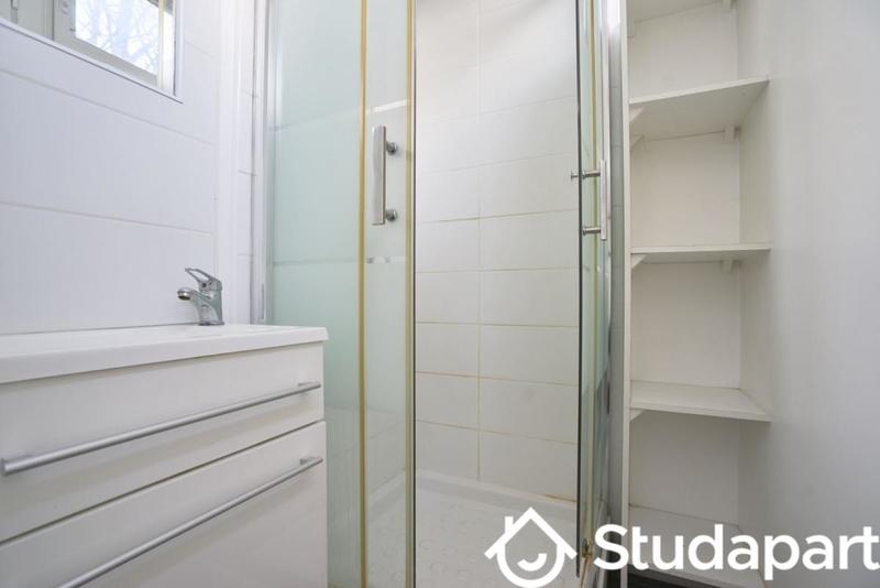 Chambre - 15 m² - 1 pièce