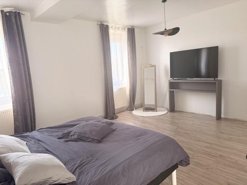 Maison - 363 m² - 7 pièces