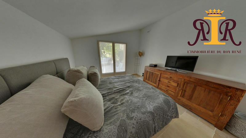 Villa - 137 m² - 5 pièces