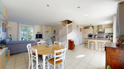 Maison - 110 m² - 5 pièces