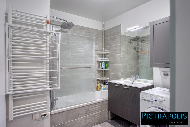 Appartement - 61 m² - 3 pièces