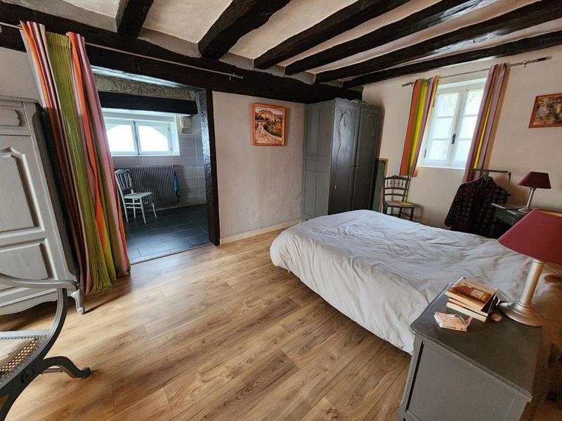 Maison - 176 m² - 8 pièces