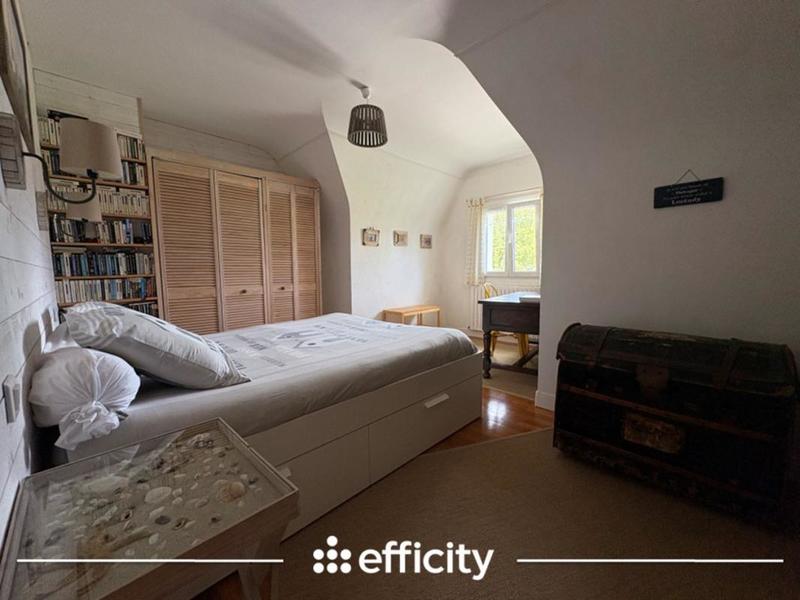 Maison - 156 m² - 7 pièces