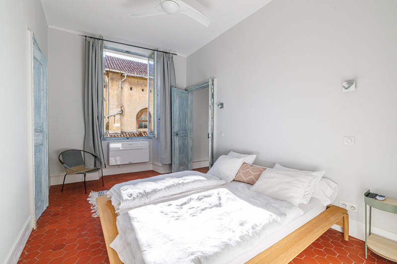 Appartement - 75 m² - 3 pièces