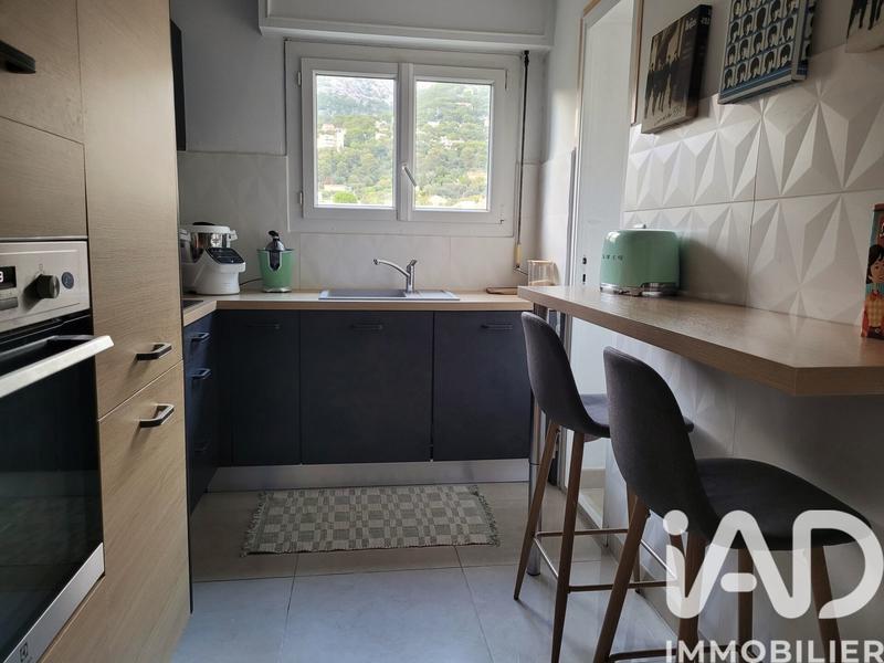 Appartement - 83 m² - 4 pièces