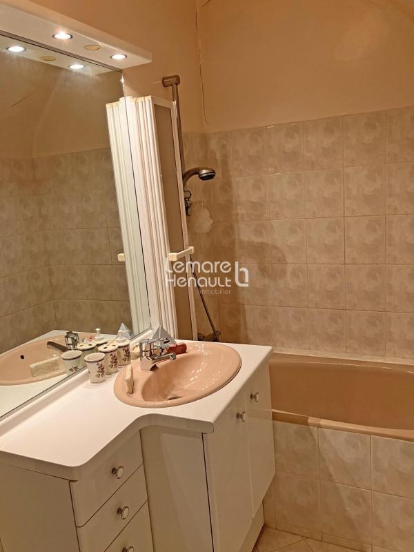 Maison - 92 m² - 6 pièces