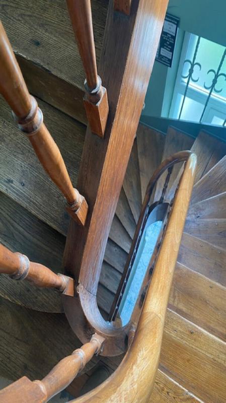 Propriété - 240 m² - 11 pièces