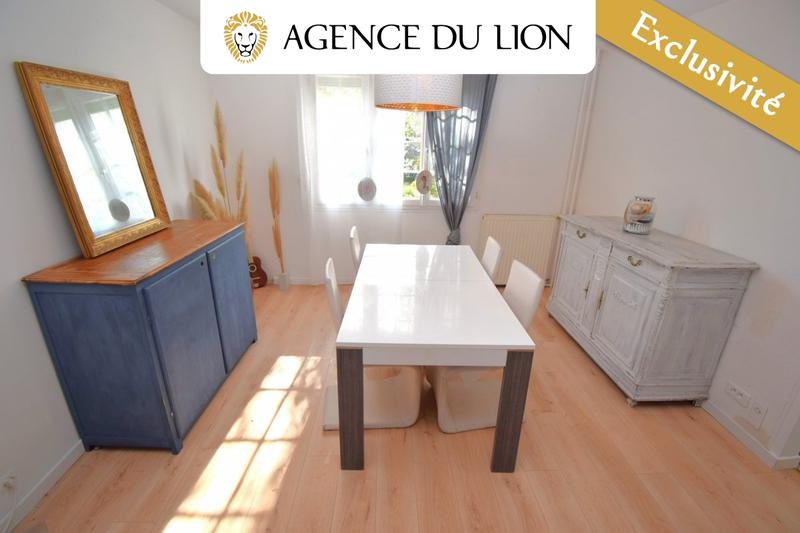 Maison - 90 m² - 5 pièces