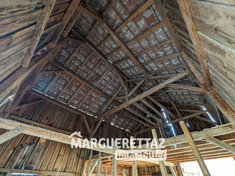 Grange - 85 m² - 1 pièce