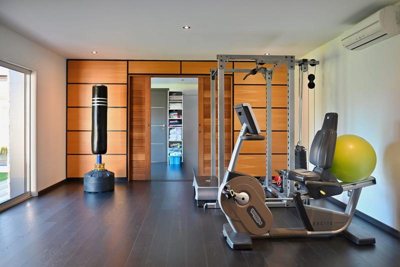 Villa - 344 m² - 6 pièces