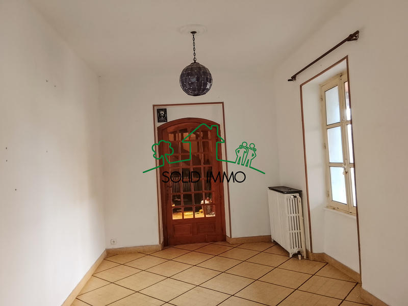 Propriété - 266 m² - 9 pièces