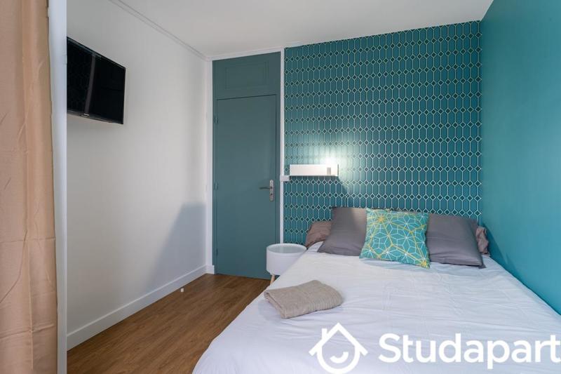 Chambre - 12 m² - 1 pièce