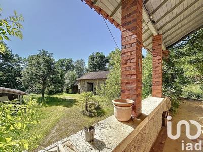 Maison - 375 m² - 10 pièces