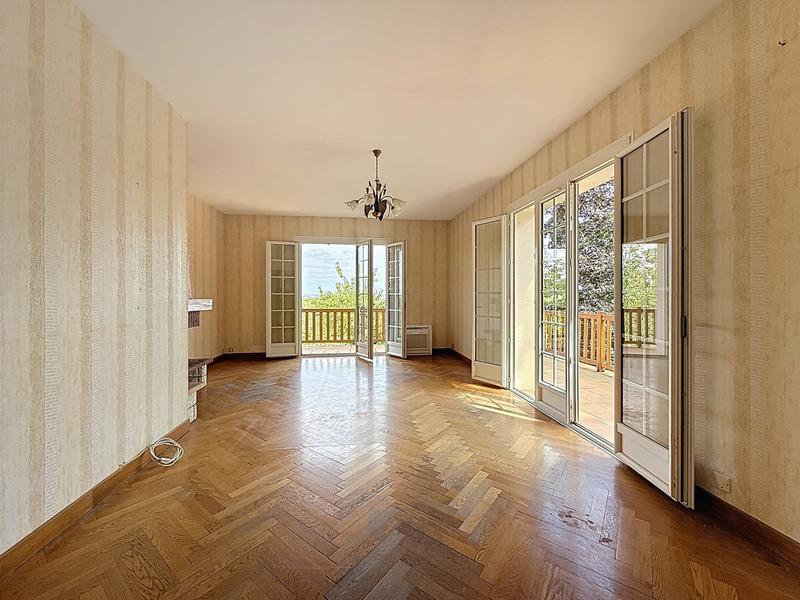 Maison traditionnelle - 119 m² - 4 pièces