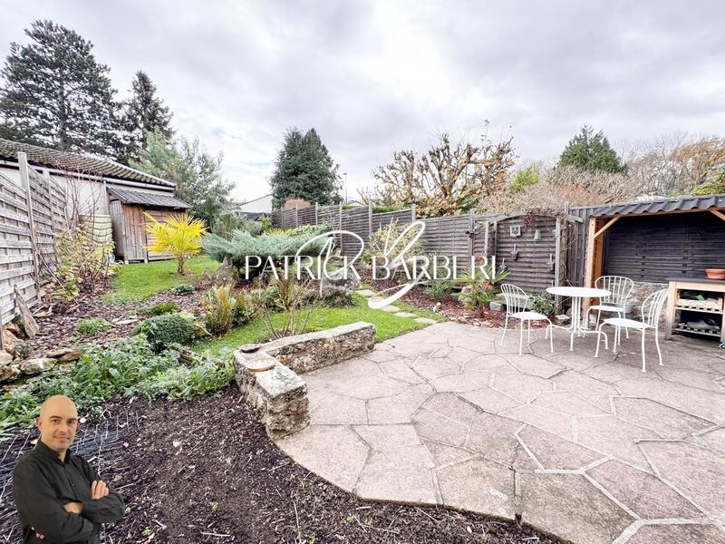 Maison - 96 m² - 5 pièces