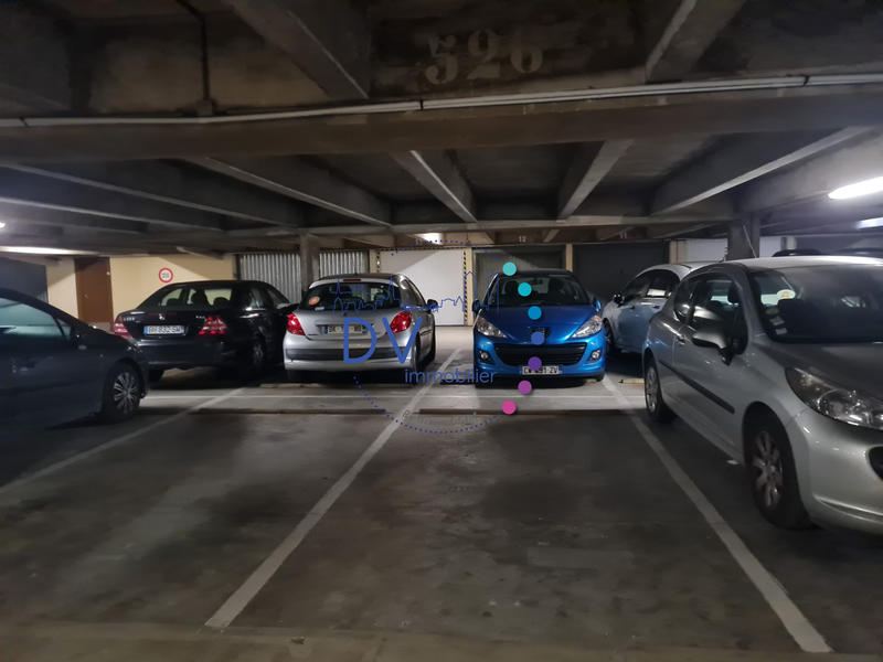 Parking / Garage - 11 m²