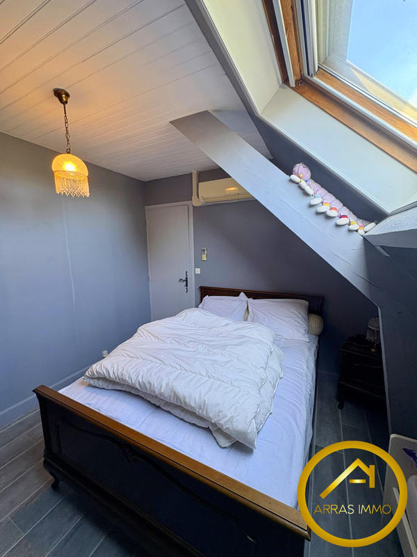 Maison - 158 m² - 1 pièce