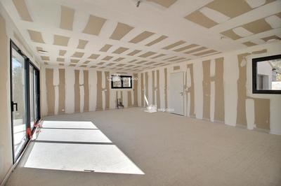 Maison - 123 m² - 5 pièces