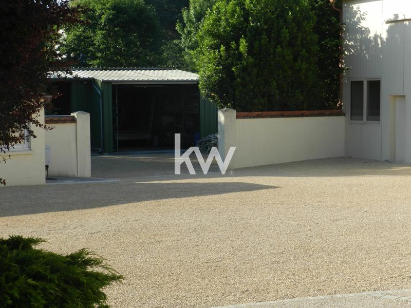 Corps de ferme - 360 m² - 15 pièces