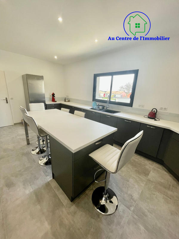 Maison - 139 m² - 6 pièces