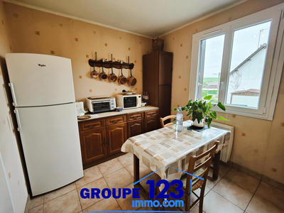 Maison - 83 m² - 5 pièces