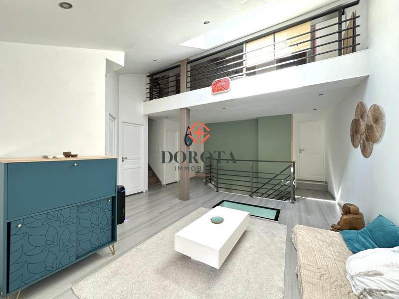 Maison - 164 m² - 5 pièces