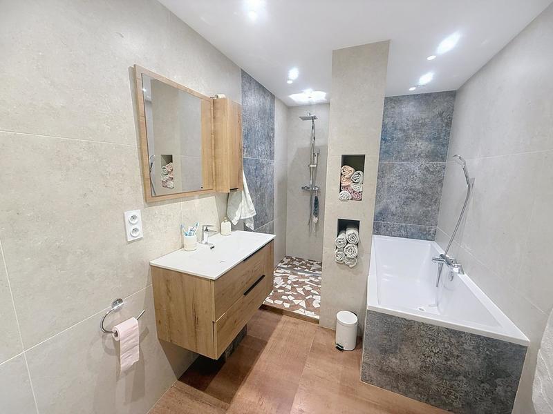 Maison - 149 m² - 6 pièces