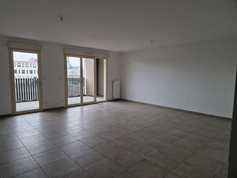 Appartement - 90 m² - 4 pièces