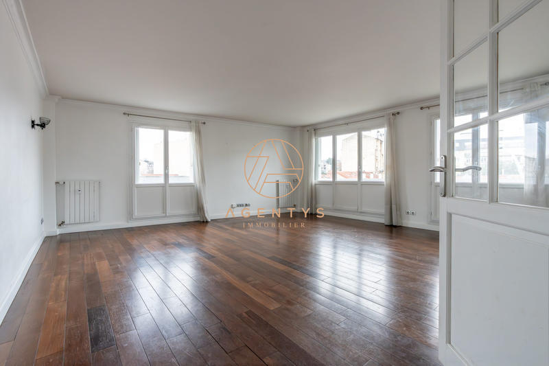 Appartement - 80 m² - 3 pièces