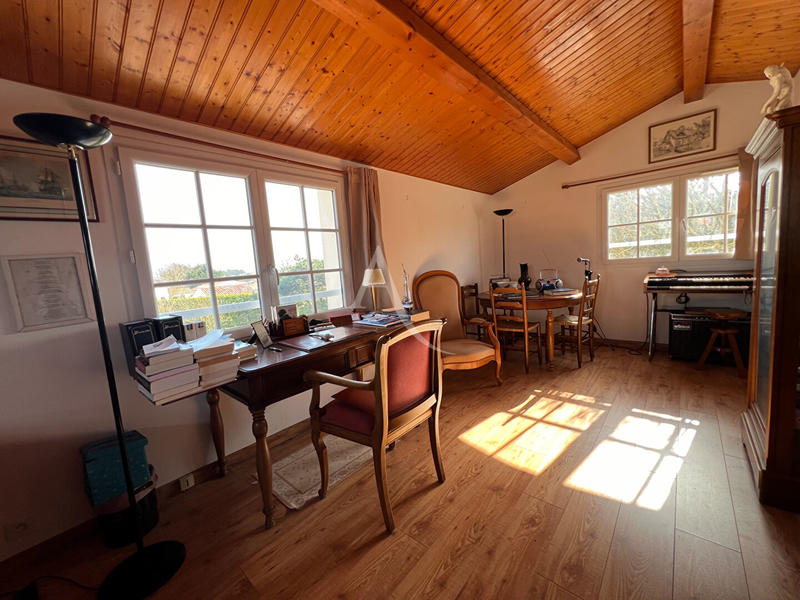 Maison - 147 m² - 6 pièces