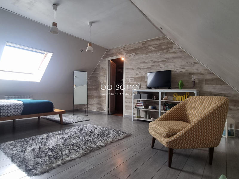Maison contemporaine - 146 m² - 7 pièces