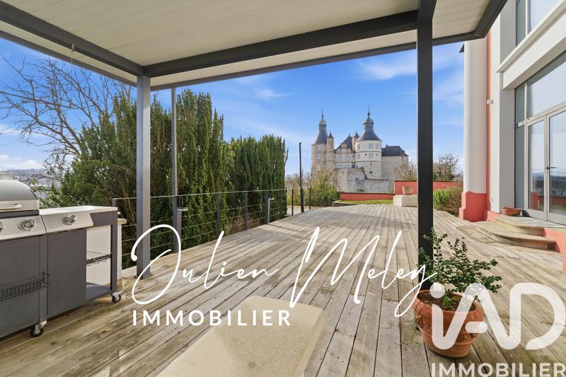 Maison de maîtres - 245 m² - 8 pièces