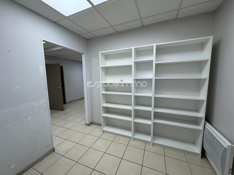 Local commercial - 227 m²