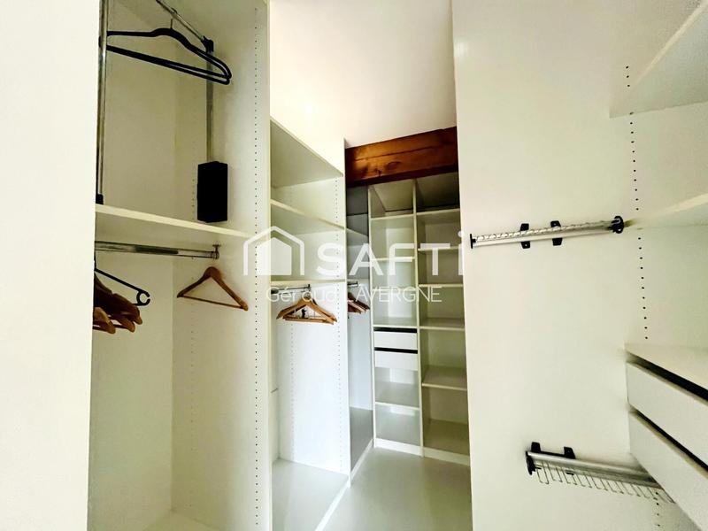 Maison - 265 m² - 7 pièces