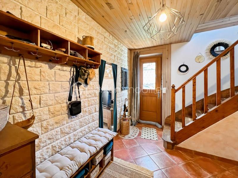 Maison traditionnelle - 153 m² - 6 pièces